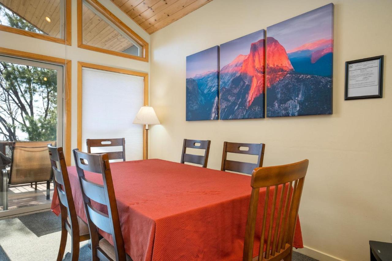 Falcons Nest Yosemite West Exterior foto